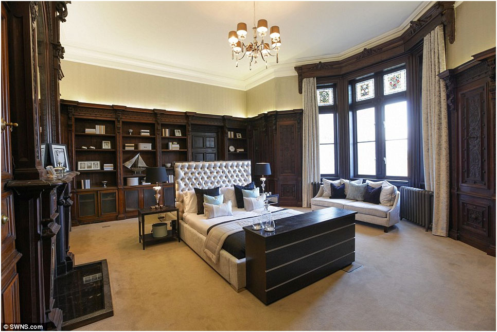 Appartamento di lusso inglese: casa della moglie di enrico viii in ... Foto case di lusso interni