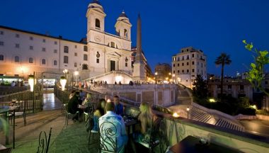 Vini Piazza Di Spagna Al Palazzetto Di Sera